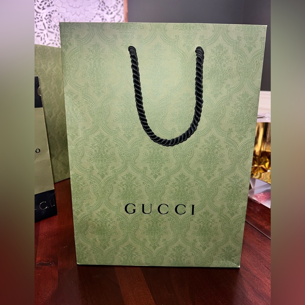 Gucci Medium Shopping Bag Authentic